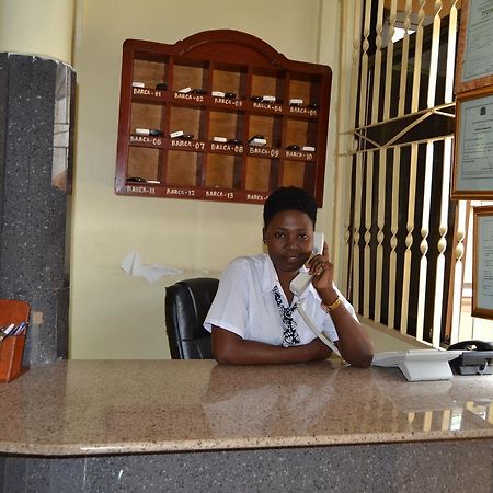 Barcelona Lodge Bagamoyo Buitenkant foto