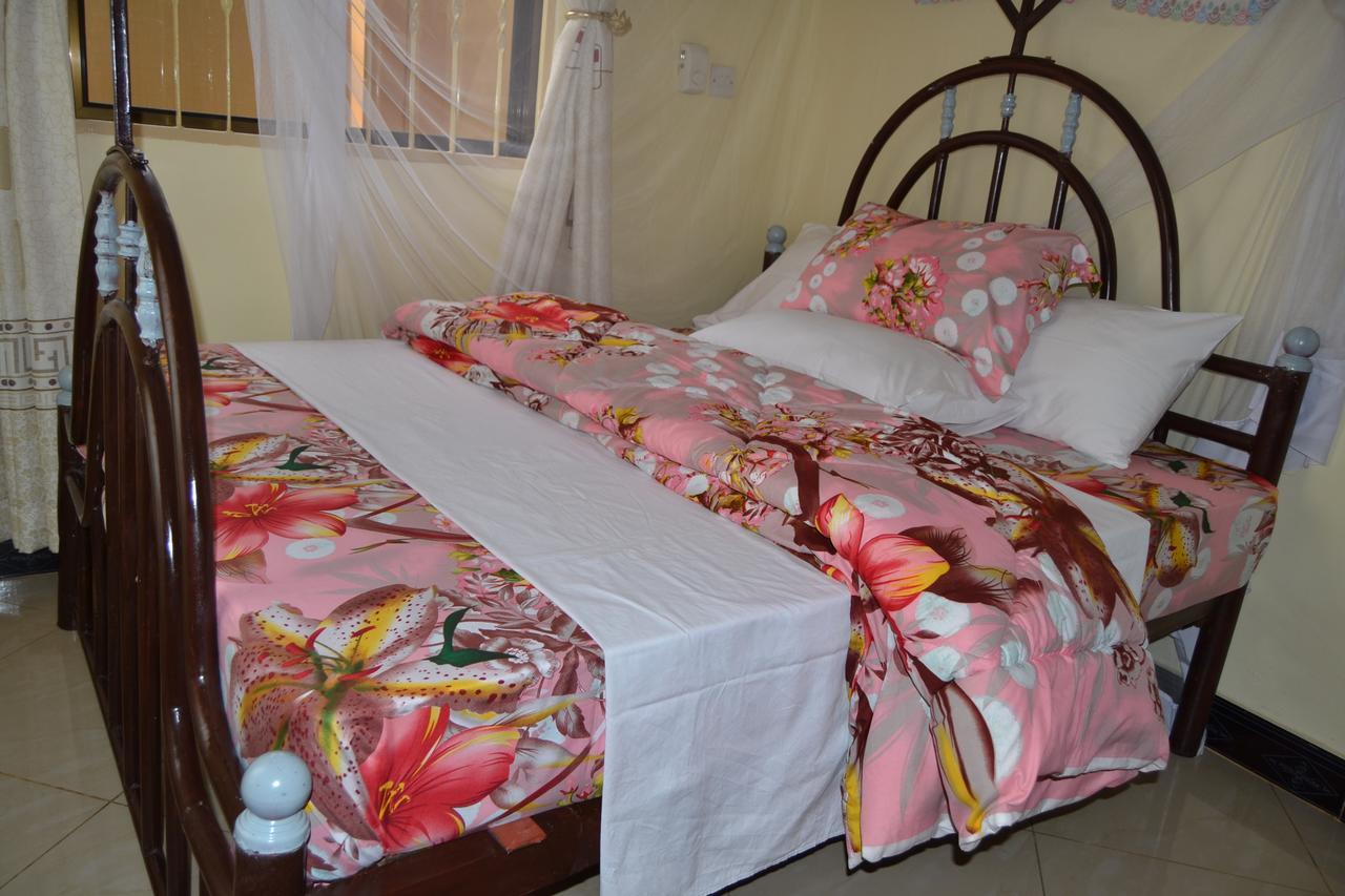 Barcelona Lodge Bagamoyo Buitenkant foto