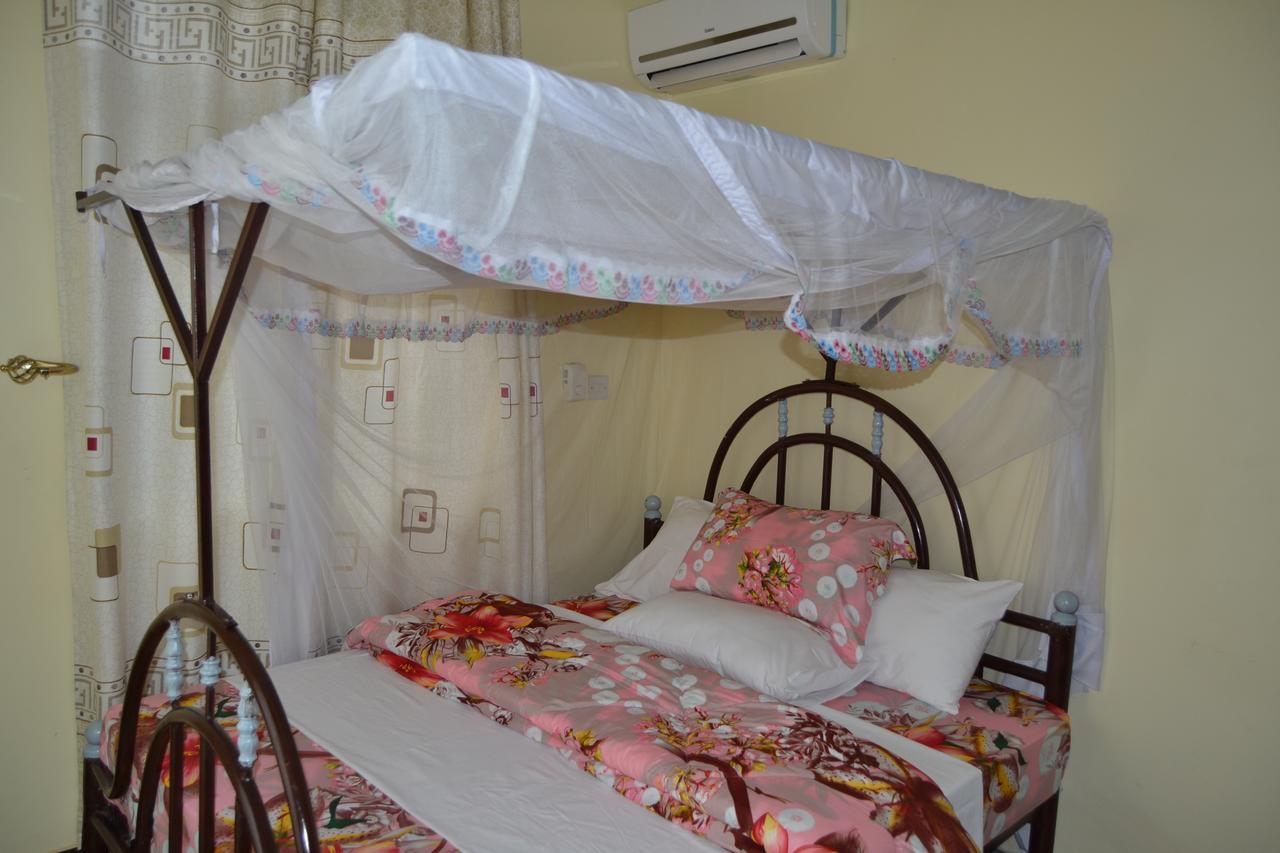Barcelona Lodge Bagamoyo Buitenkant foto