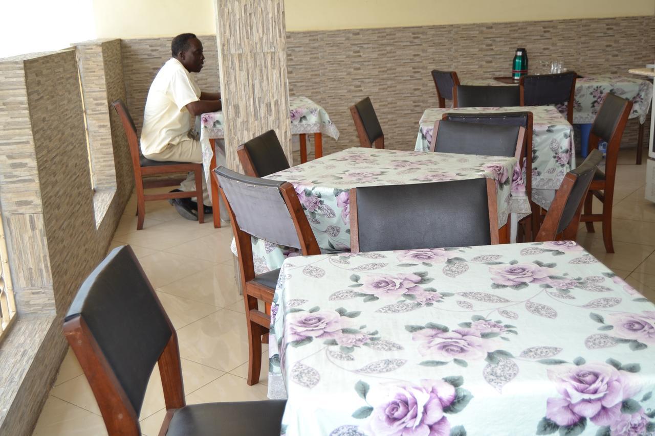 Barcelona Lodge Bagamoyo Buitenkant foto